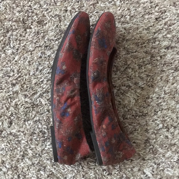 Lucky Brand Slip-On Floral Shoes - Picture 8 of 8